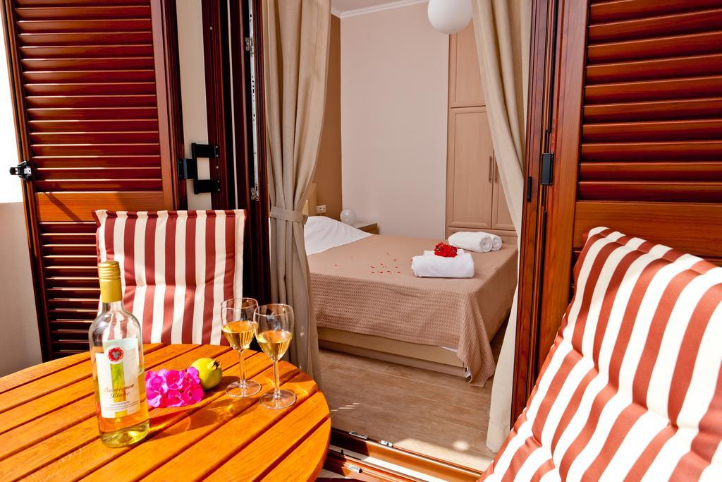 Calm View Aparthotel Vasiliki  Ruang foto
