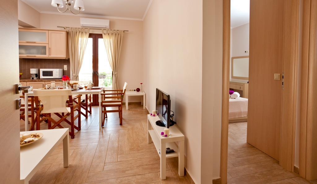 Calm View Aparthotel Vasiliki  Ruang foto