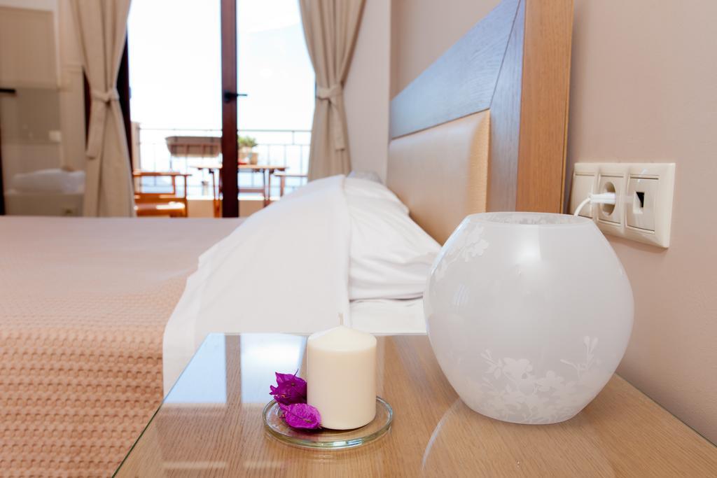 Calm View Aparthotel Vasiliki  Bagian luar foto