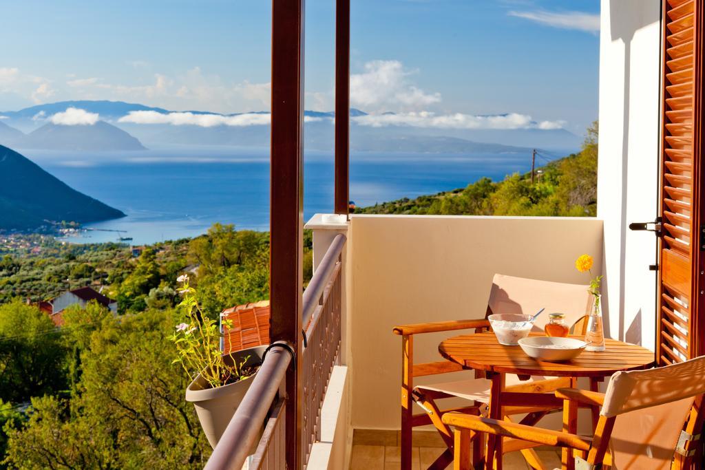 Calm View Aparthotel Vasiliki  Ruang foto